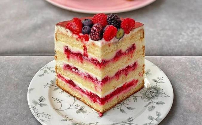 Бисквитный малиновый торт рецепт