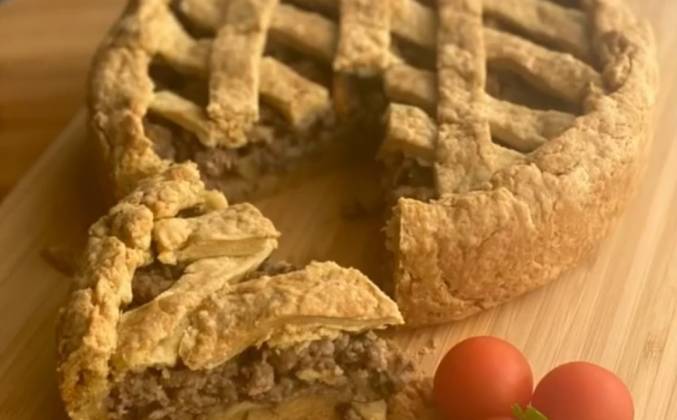 Песочный пирог с мясом и грибами в духовке рецепт