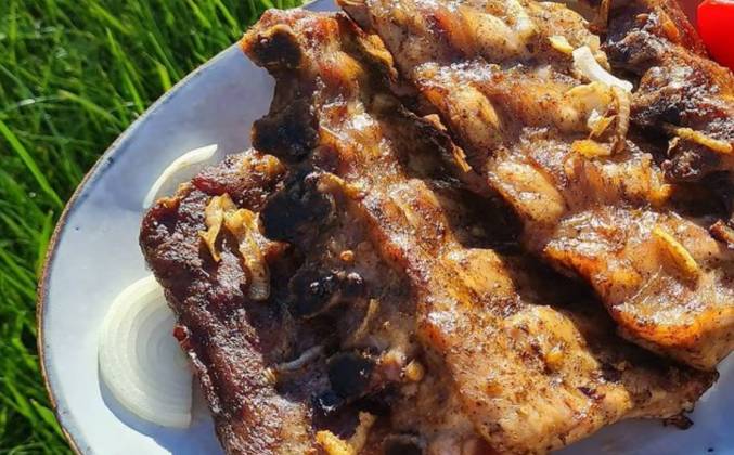 Видео Свиные ребра барбекю в духовке рецепт
