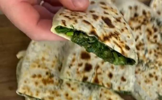 Армянский хлеб с зеленью Женгялов Хац рецепт
