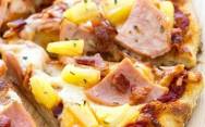 рецепт Гавайская пицца с ананасами и беконом