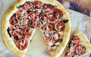 рецепт Пицца с сырным краем