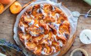 рецепт Пирог с абрикосом, грецким орехом и лавандой