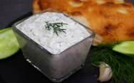 рецепт Греческий Цацики соус огуречный с чесноком и йогуртом