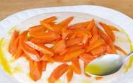 рецепт Глазированная морковь на сковороде с пюре