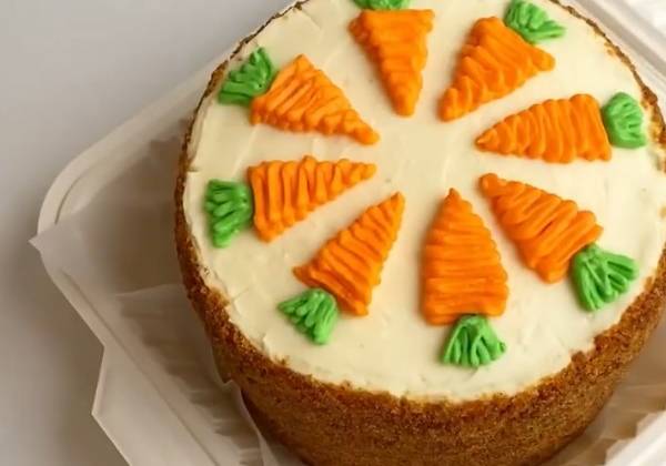 Видео Морковный бенто торт со сливочным кремом рецепт