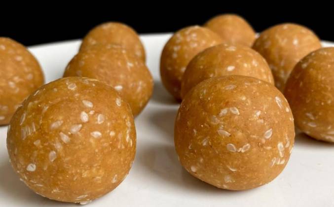 Полезные арахисовые конфеты шарики с кунжутом рецепт