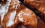 рецепт Бархатный кекс с шоколадом и черносливом