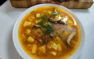рецепт Суп из рыбных консервов килька в томатном соусе из СССР