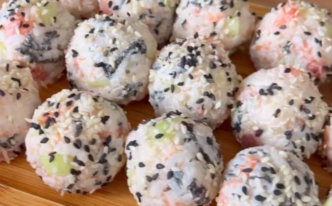 Видео Ленивые роллы суши в домашних условиях рецепт