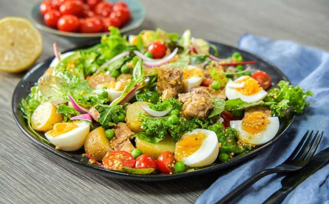 Салат из печени трески с яйцами и сыром рецепт с фото пошагово | Make Eat