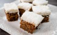рецепт Кипрский пирог с кокосовой стружкой, орехами и панировочными сухарями