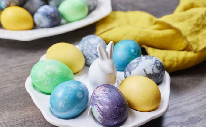 Как покрасить яйца натуральными красителями на Пасху Просто Кухня рецепт
