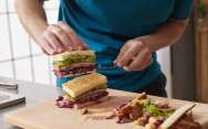 Сэндвич кацу сандо со шницелем Просто Кухня