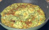 рецепт Запеканка из Кабачков на сковороде с яйцом
