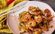 Креветки с цветной капустой, брокколи и ананасом Просто Кухня