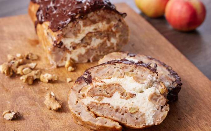 Шарлотка рулет с яблоками Просто Кухня рецепт