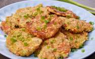 Котлеты из кабачков и крабовых палочек Просто Кухня