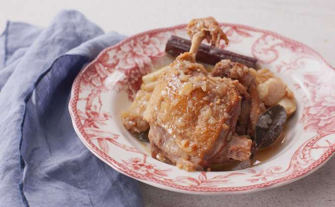Утка запеченная с яблоками в духовке Просто Кухня рецепт