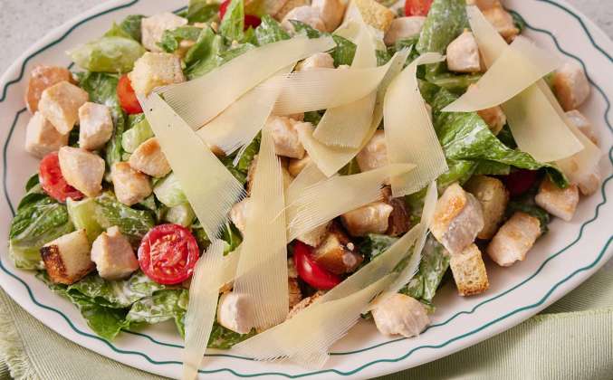 Салат Цезарь с курицей Просто Кухня рецепт